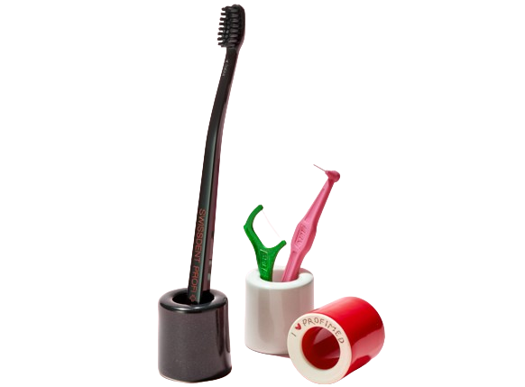 Kézzel készített kerámia fürdőszobai állvány, I love Profimed felirattal, fekete színben