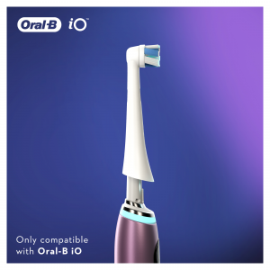 Oral-B iO Ultimate Clean pótfejek, fehér, 4 db