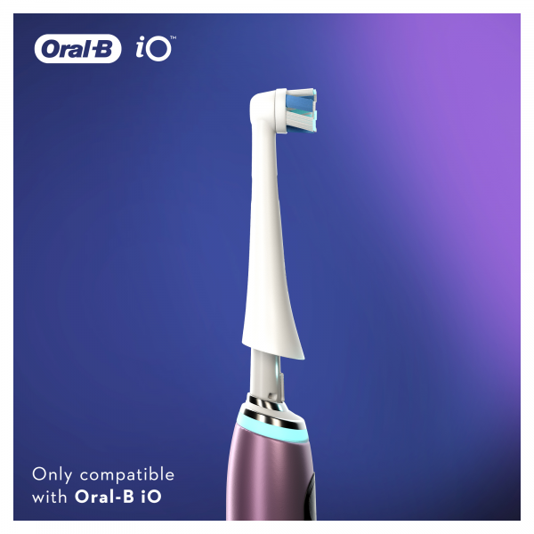 Oral-B iO Ultimate Clean pótfejek, fehér, 4 db