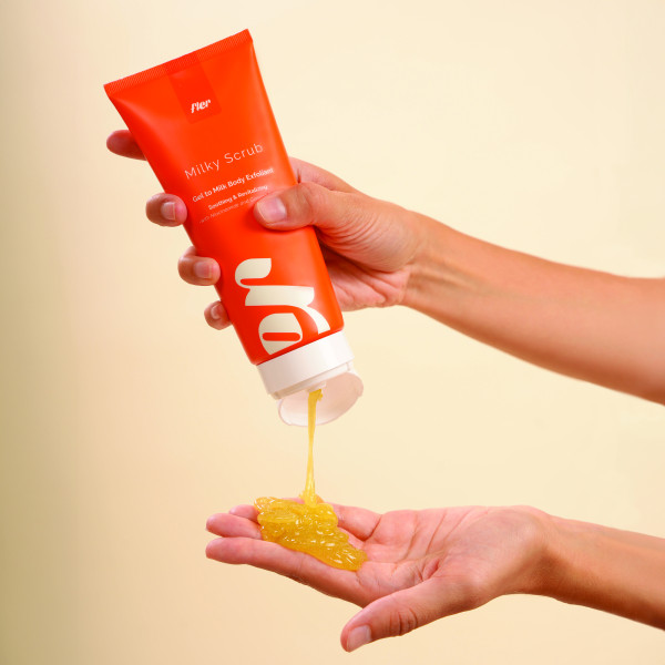 FLER Milky Scrub testradír gél-tej állagú testradír, 200 ml