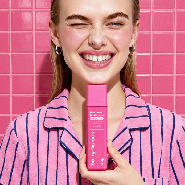 Pop Berry-licious, málna-menta ízű fogfehérítő fogkrém, 75 ml