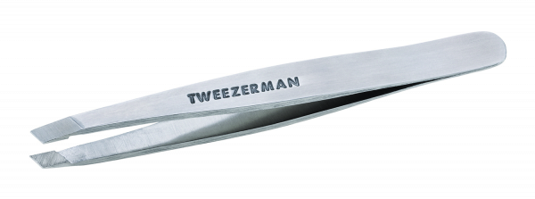 Tweezerman Petite Tweeze Set rózsaszín csipeszkészlet rózsaszín tokban