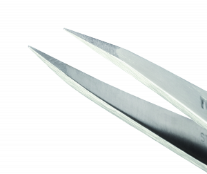 Tweezerman Point Tweezer éles végű csipesz