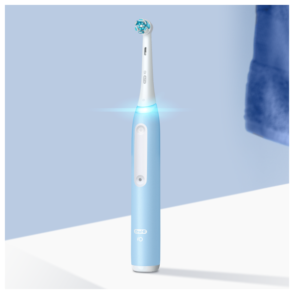 Oral-B iO Series 3 Ice Blue elektromos fogkefe