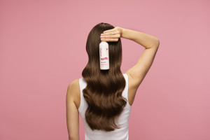 Lee Stafford Hyaluronic Hydration Shampoo – intenzív hidratáló sampon, 250 ml