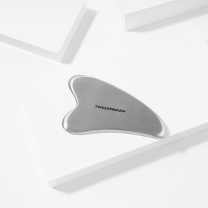 Tweezerman Stainless Steel Gua Sha – arcmasszírozó eszköz rozsdamentes acélból