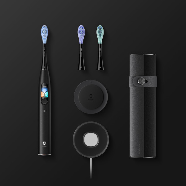 Oclean X Ultra Set – szónikus fogkefe és utazótok, fekete